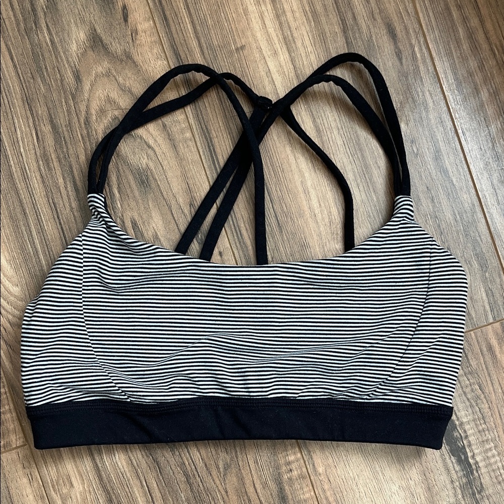 Zella strappy striped sports bra